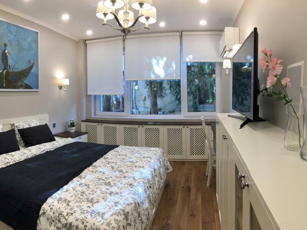 A Luxury Apartment With Patio And Bbq Софія Екстер'єр фото